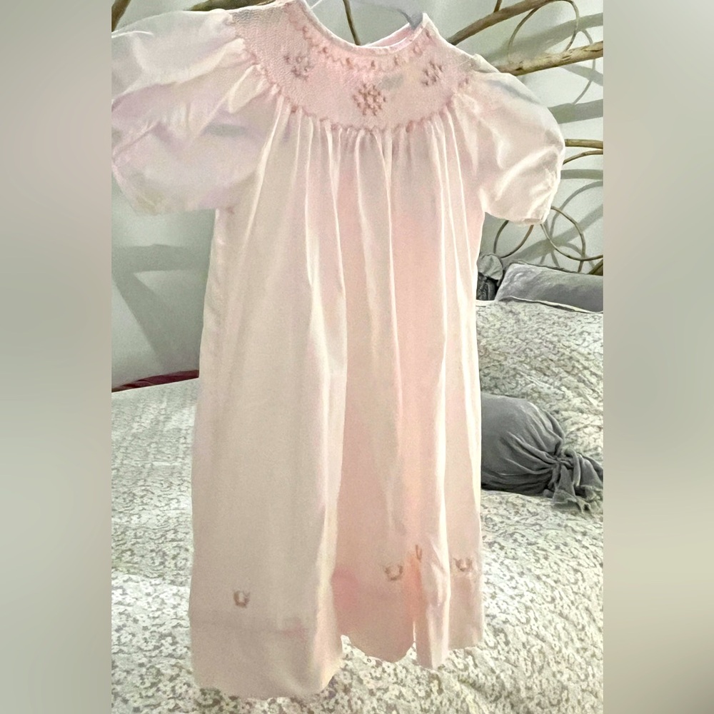 LITTLE DIAMONDS• SMOCKED PINK DRESS W/ FLOWERS SIZE 3 T
